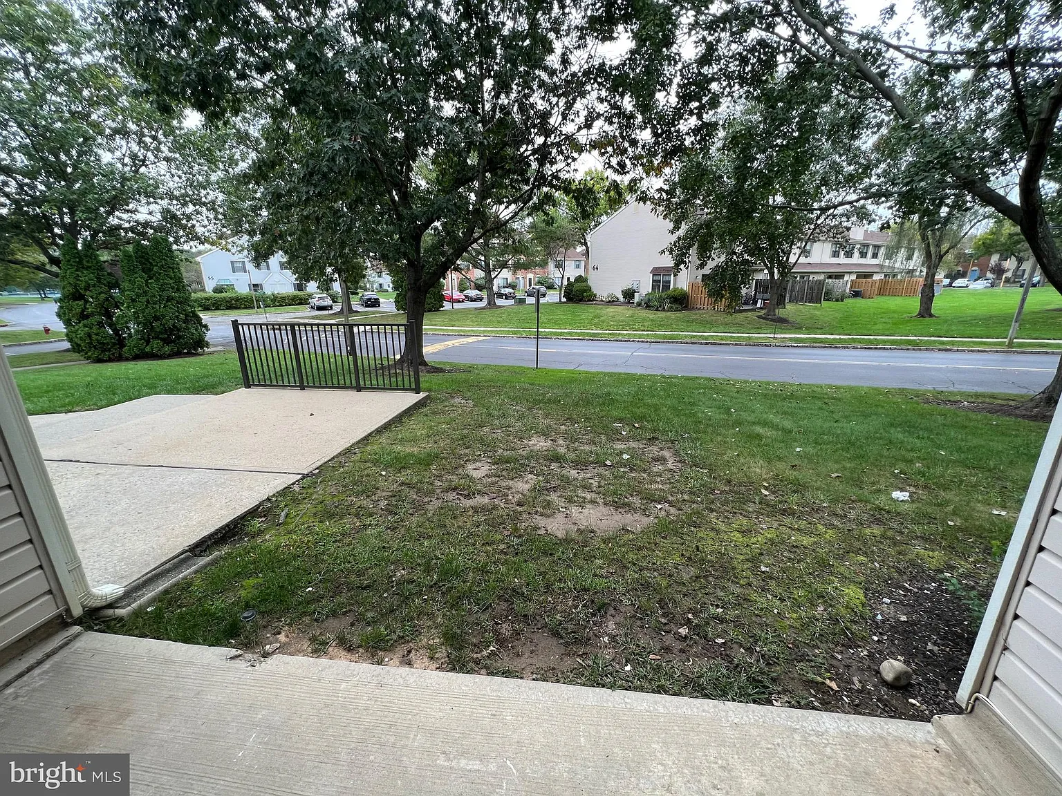 2 bed, 1181 sqft, $2,400 — Photo 1