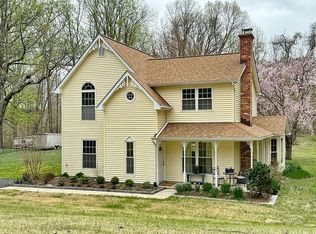 260 Sun Park Ln, Huntingtown, MD 20639