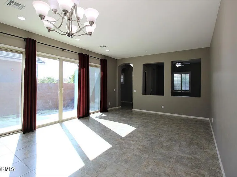 480 E Torrey Pines Pl — Photo 10