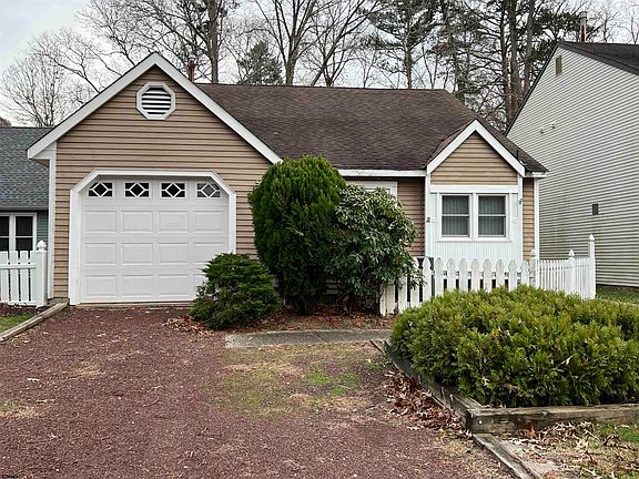 2nd image of 712 Whalers Cove Ct