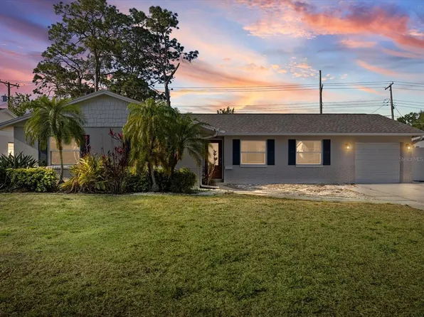 7910 W Pocahontas Ave, Tampa, FL 33615