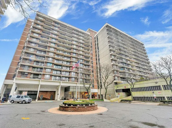 152-18 Union Turnpike #12E, Flushing, NY 11367