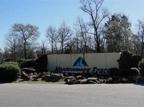 6464 Rolling Oak Dr, Montgomery, TX 77316