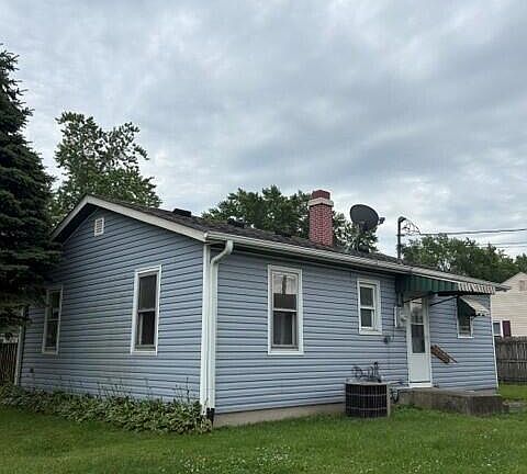 3rd image of 3600 Saint Joseph Pl