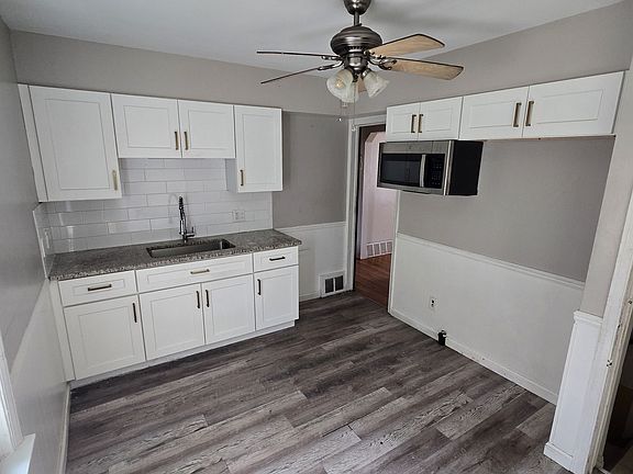 3rd image of 15514 Semrau Ave