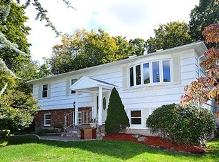 87 Gay Ridge Rd, Yorktown Heights, NY 10598