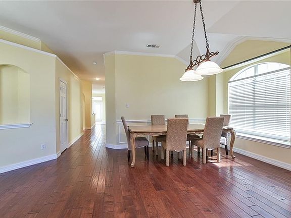 5th image of 6601 Kinross Dr