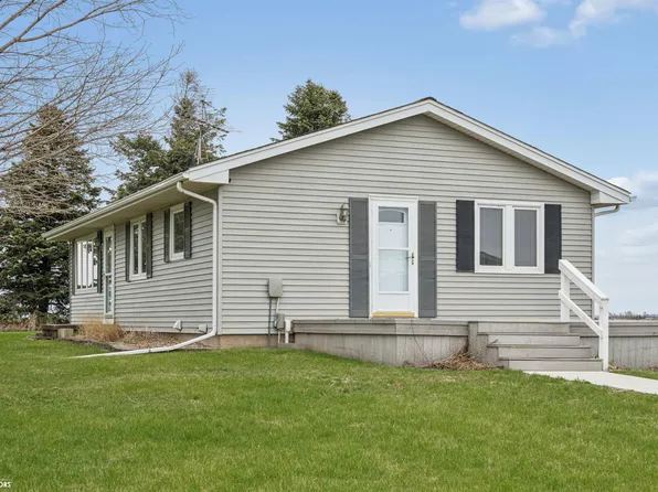 4269 175th St, Brooklyn, IA 52211