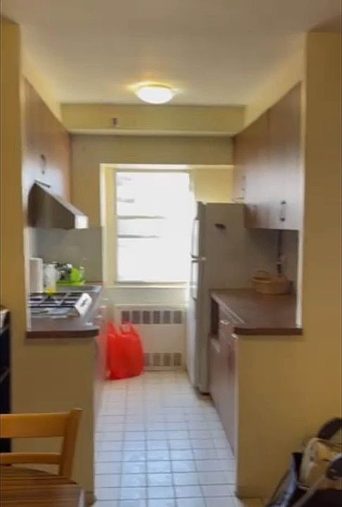 2nd image of 50 Bayard St APT 6E