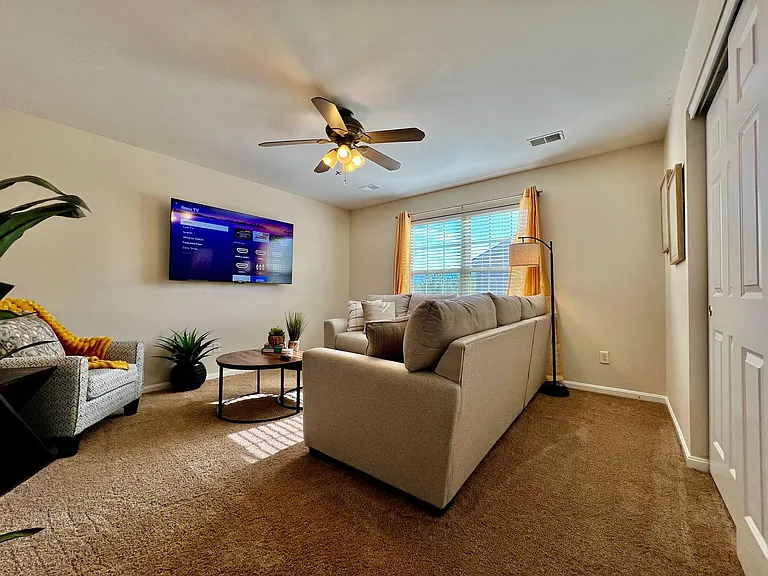 6608 Rosemont Ln — Photo 23