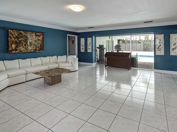 2nd image of 2804 NW 12th Ave