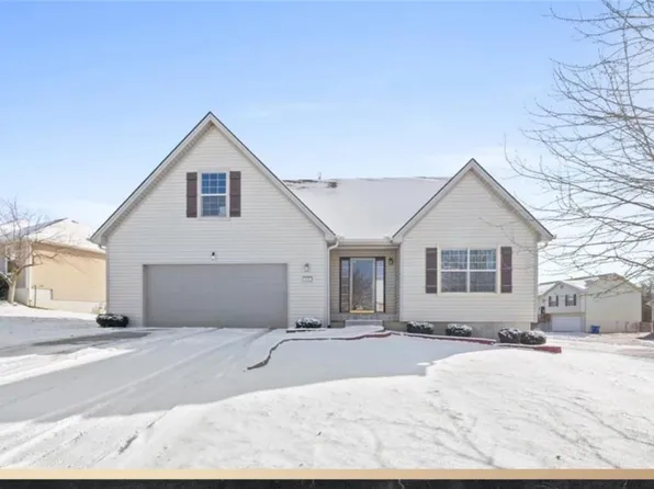 14353 Overhill Ave, Grandview, MO 64030