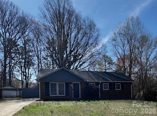 5313 Larewood Dr, Harrisburg, NC 28215