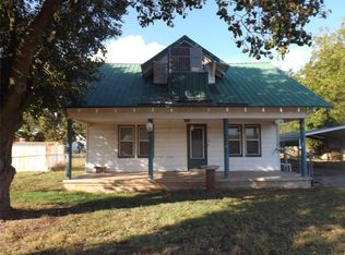 216 E Rosser, Tipton, OK 73570