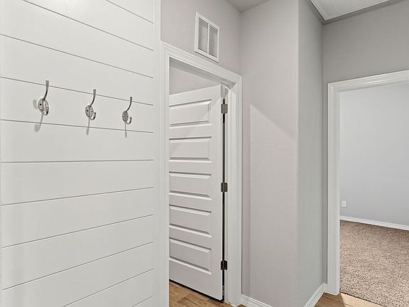 5th image of 13927 Summer Harmony Ave
