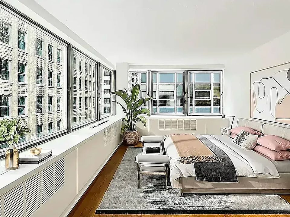 1st image of 130 Water St APT 3