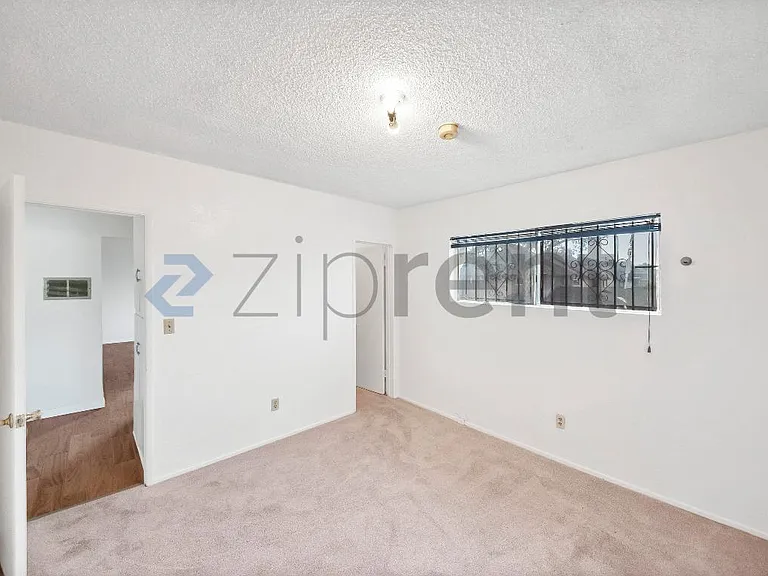 2458 S Normandie Ave #3 — Photo 11
