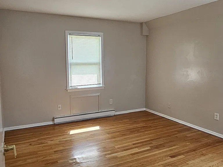 10 Springside Ave #4D — Photo 8