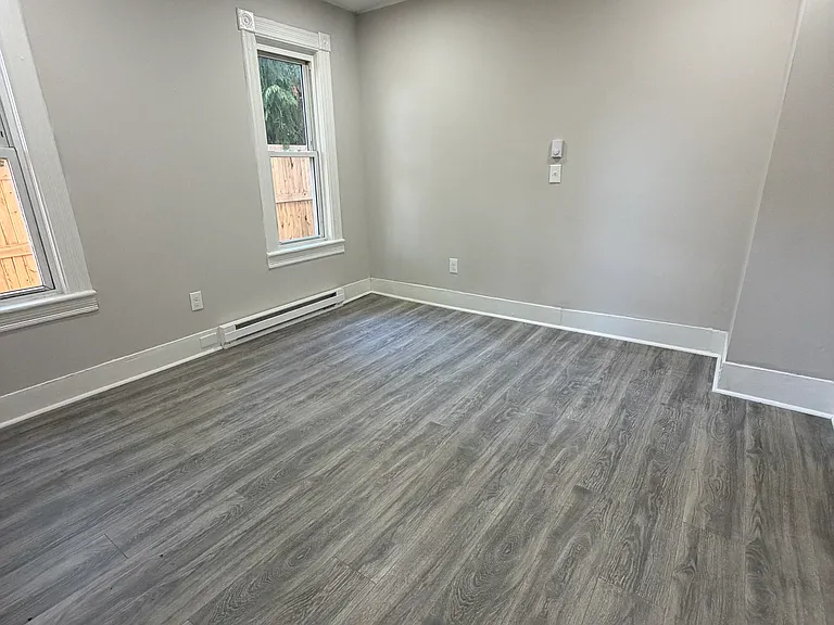 179 Sargeant St #1 — Photo 8