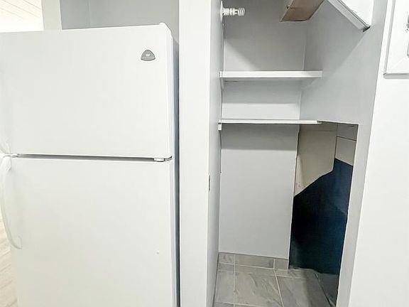 4th image of 5404 W 10th Ave SE #317