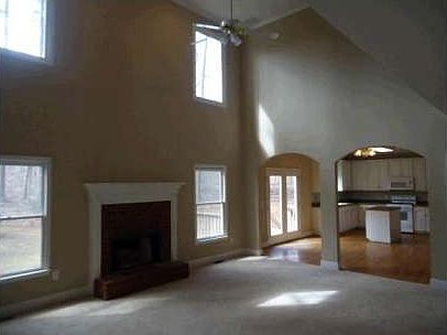 4th image of 309 Sourwood Ln