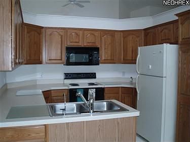 5th image of 848 Holly Oak Ln