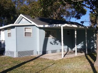 915 Maple Ave, Sanford, FL 32771
