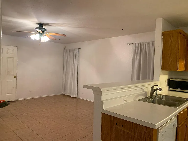 8212 Flaxen Dr — Photo 6