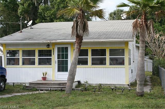 1st image of 4249 Scott Ave