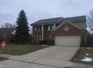 4115 Pond Run Ct, Canton, MI 48188
