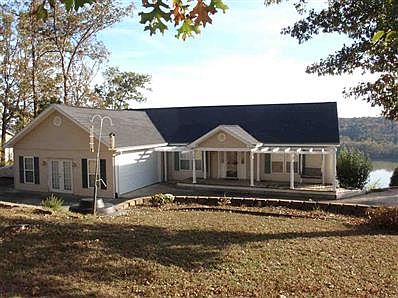 1st image of 101 S Riverview Ln