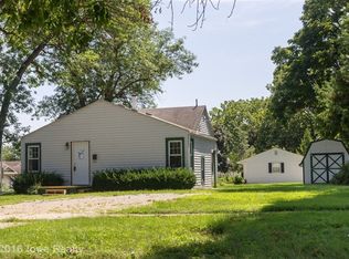 311 E 4th Ave, Indianola, IA 50125