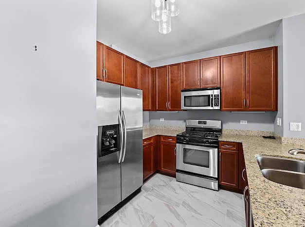 451 W Huron St #811 — Photo 6