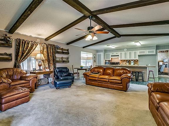 4th image of 3912 Laramie Dr