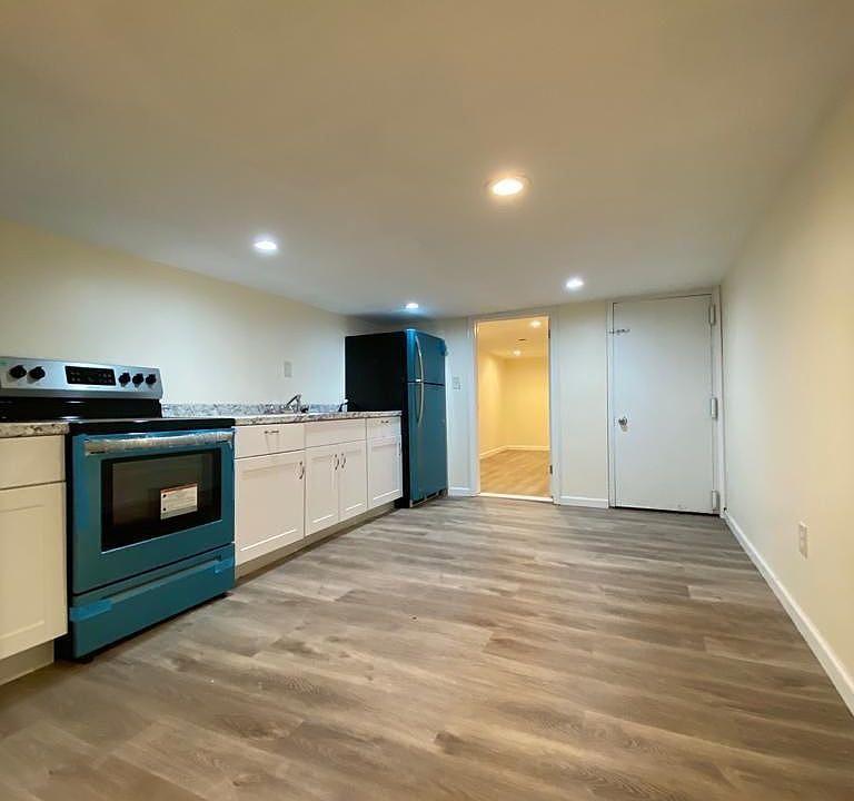 1st image of 2311A Pacific St