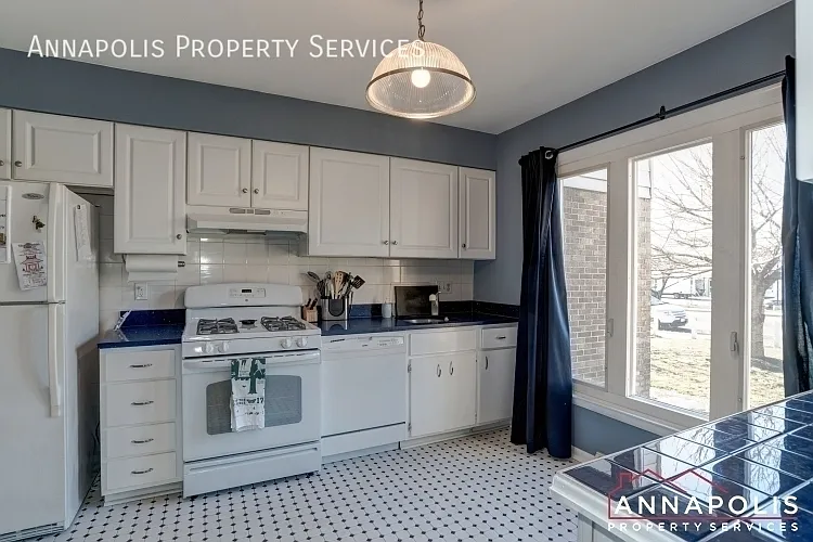 1408 Cedar Park Rd — Photo 3