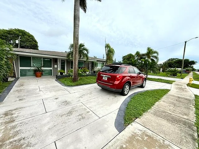 Studio, 1.0 bath, 500 sqft, $1,450 — Photo 2