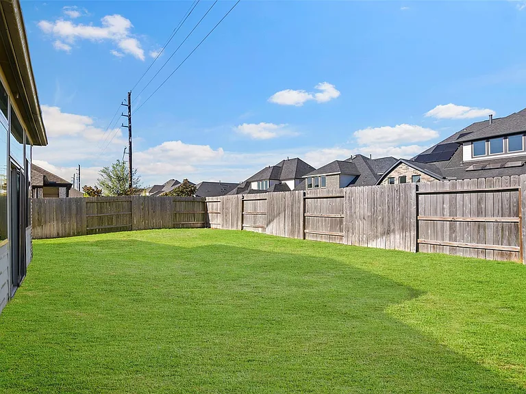 2126 Partridgeberry Ln — Photo 32