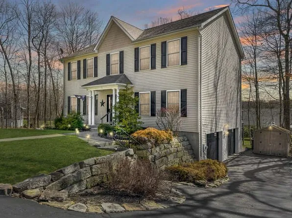 166 Evergreen Dr, Franklin, PA 16323