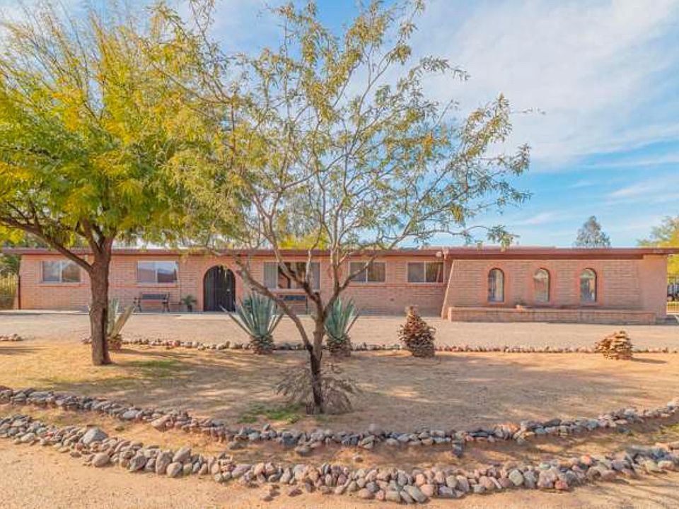 1st image of 8131 N Boreal Dr