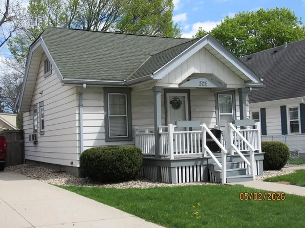 308 N 70th STREET, Wauwatosa, WI 53213