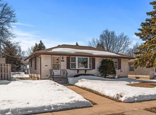2166 Ross Ave E, Saint Paul, MN 55119