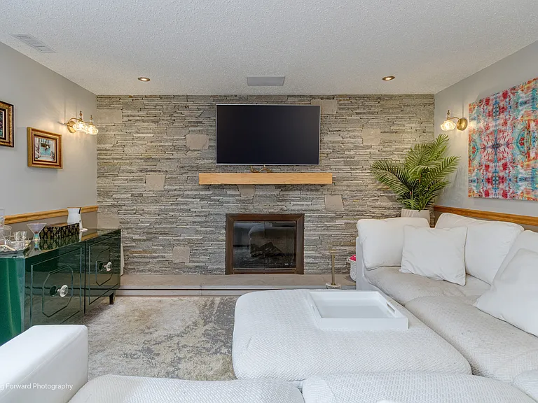 13848 W Rockbluff Way — Photo 32