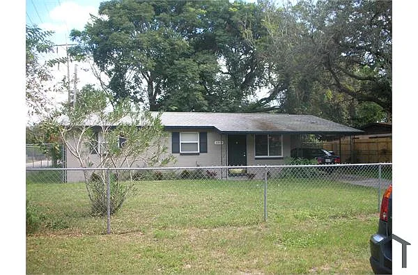 Building Photo - 8519 N Temple Ave