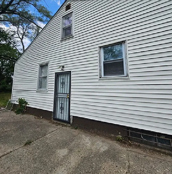 15757 Mark Twain St — Photo 13