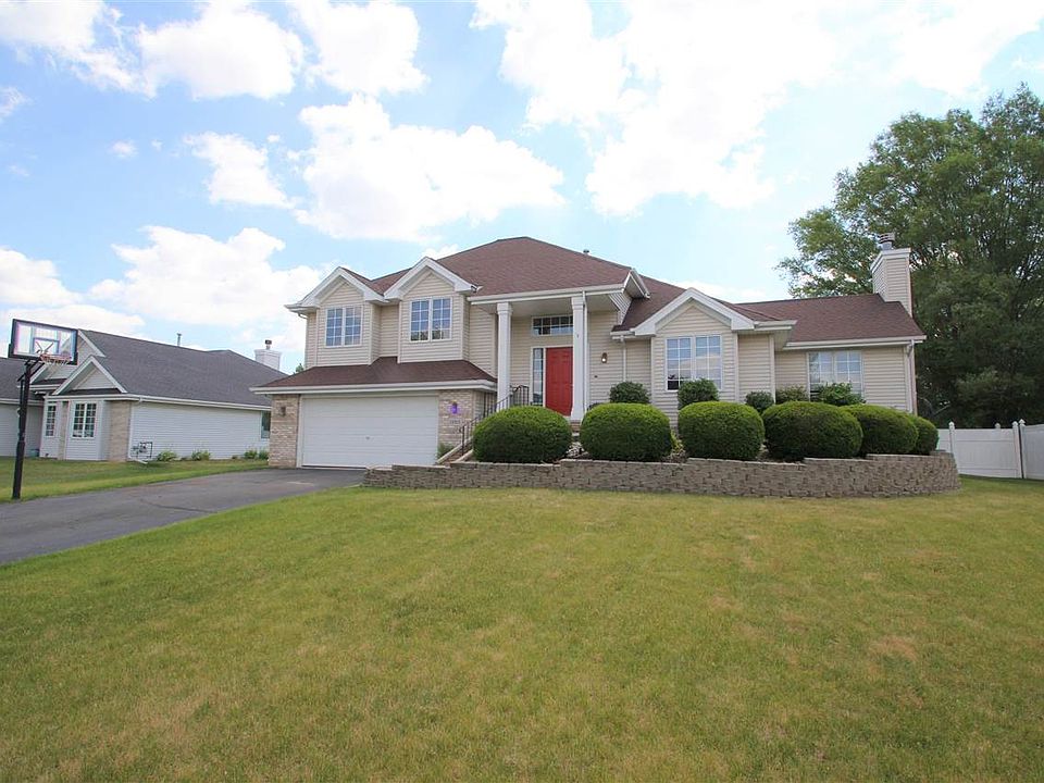 1st image of 13315 Huntington Chase