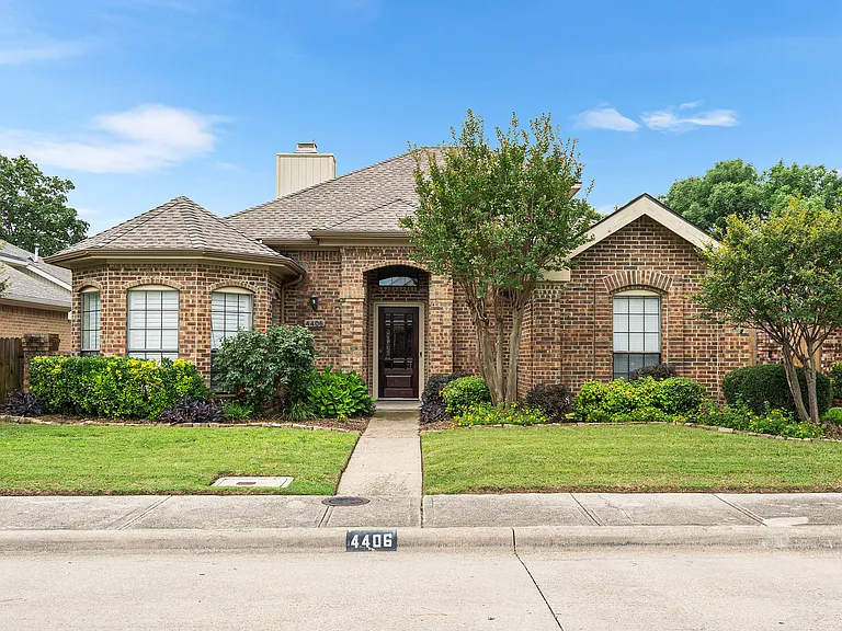 4406 Windward Cir — Photo 1