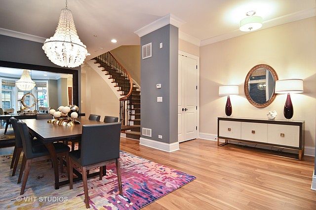 1st image of 1907 N Lincoln Park W