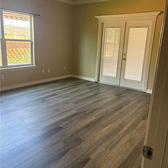 6438 Hardwick St — Photo 11