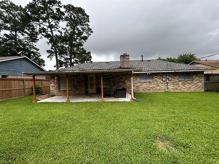 1712 Carol Lee Ln — Photo 14
